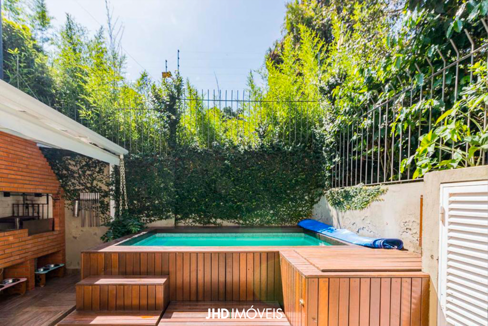 Casa em Condomínio no bairro Vila Assunção em Porto Alegre